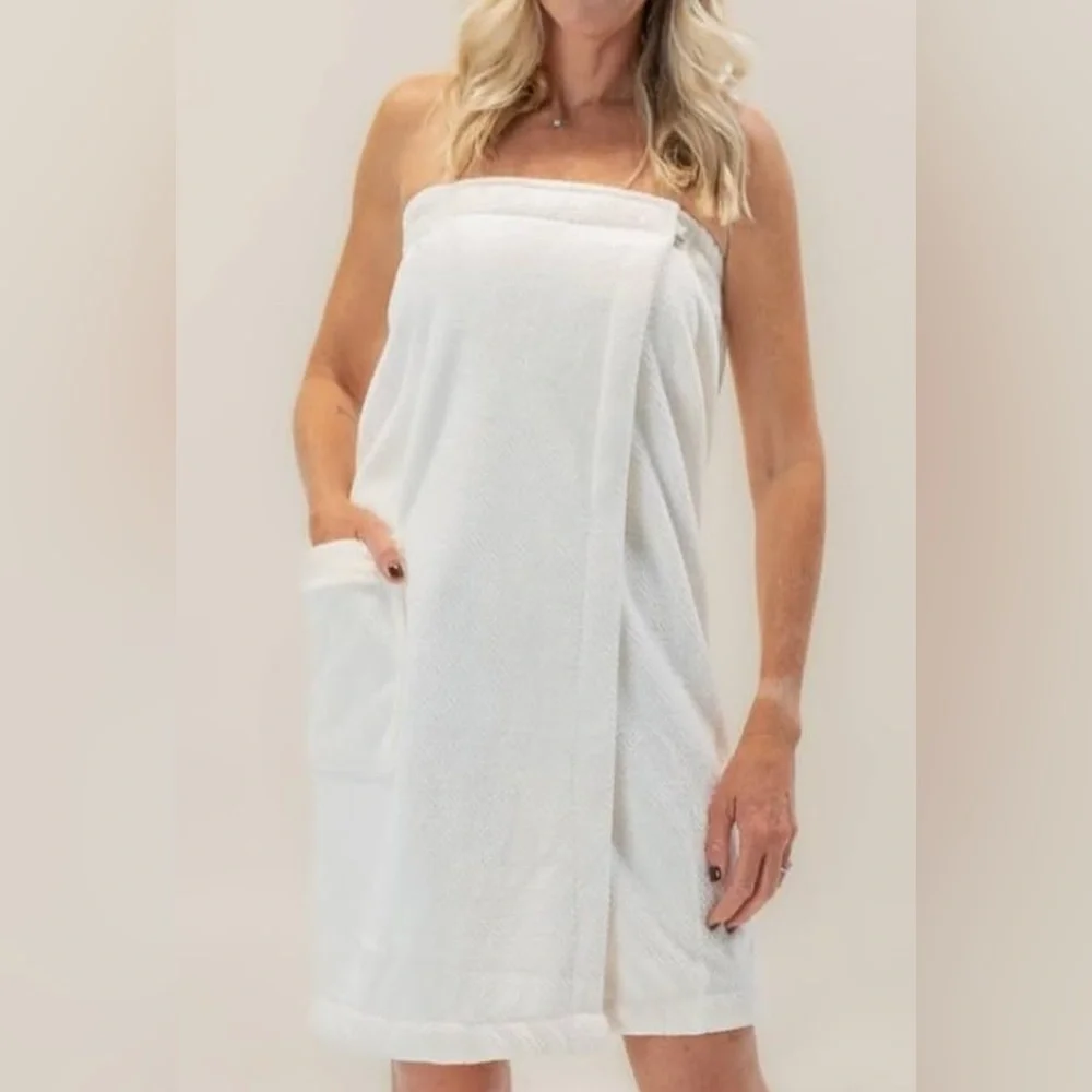 VOLO Spa Wrap - Salt White, size large, includes matching Headband! - Picture 6 of 6